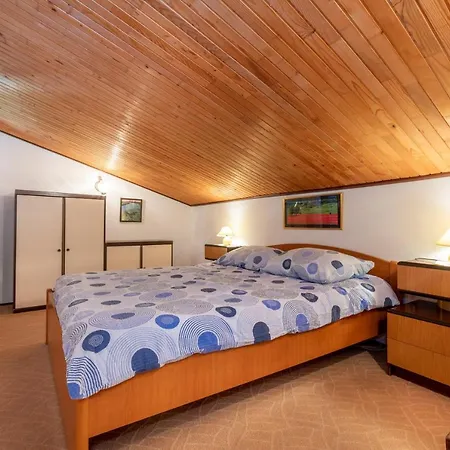 Mandica Apartment