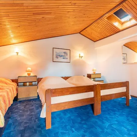 Apartment Mandica
