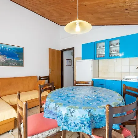 Mandica Apartment