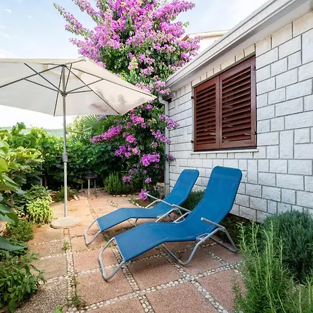 Mandica Apartment